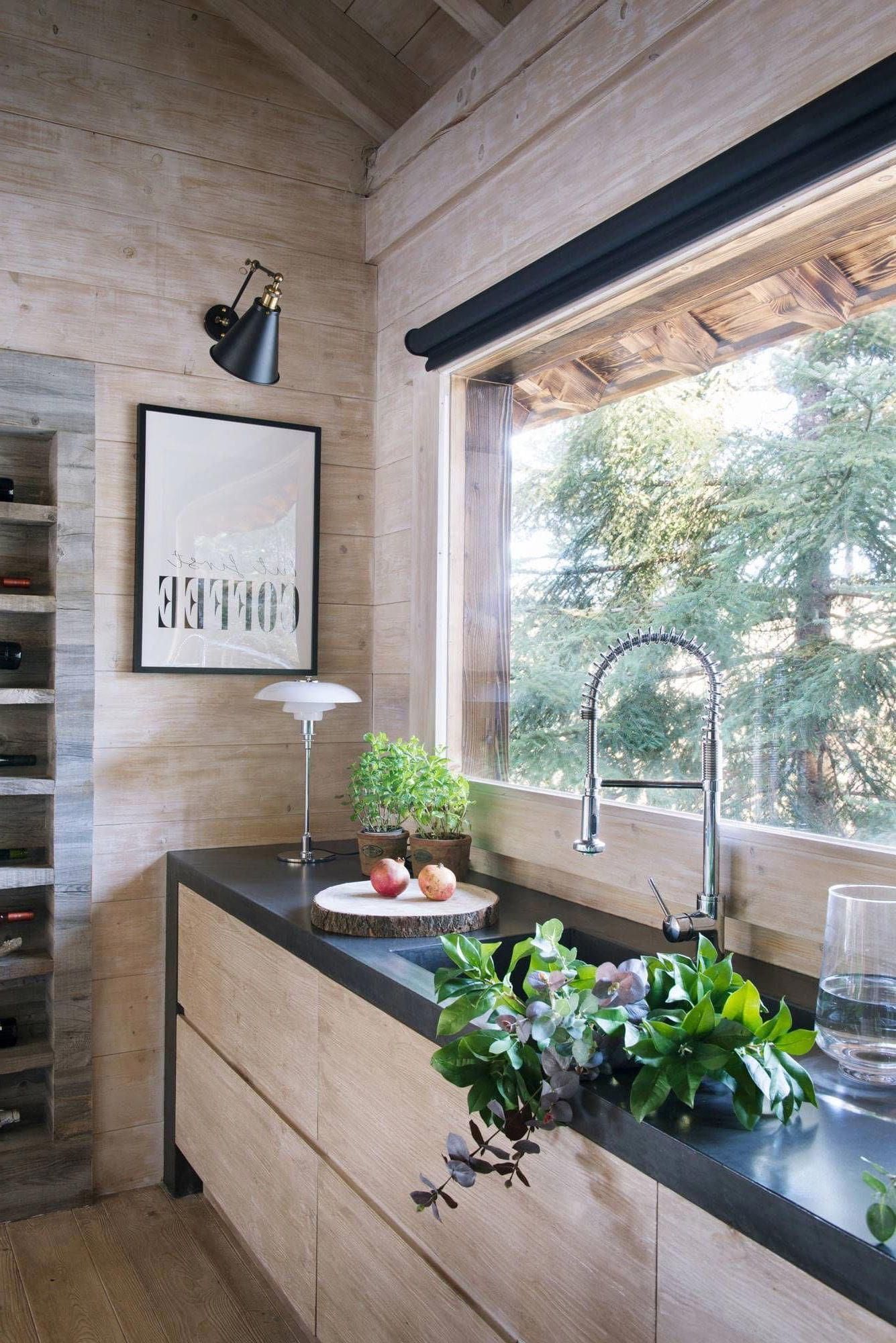Дизайн кухни в загородном доме – 75 красивых фото и идеи